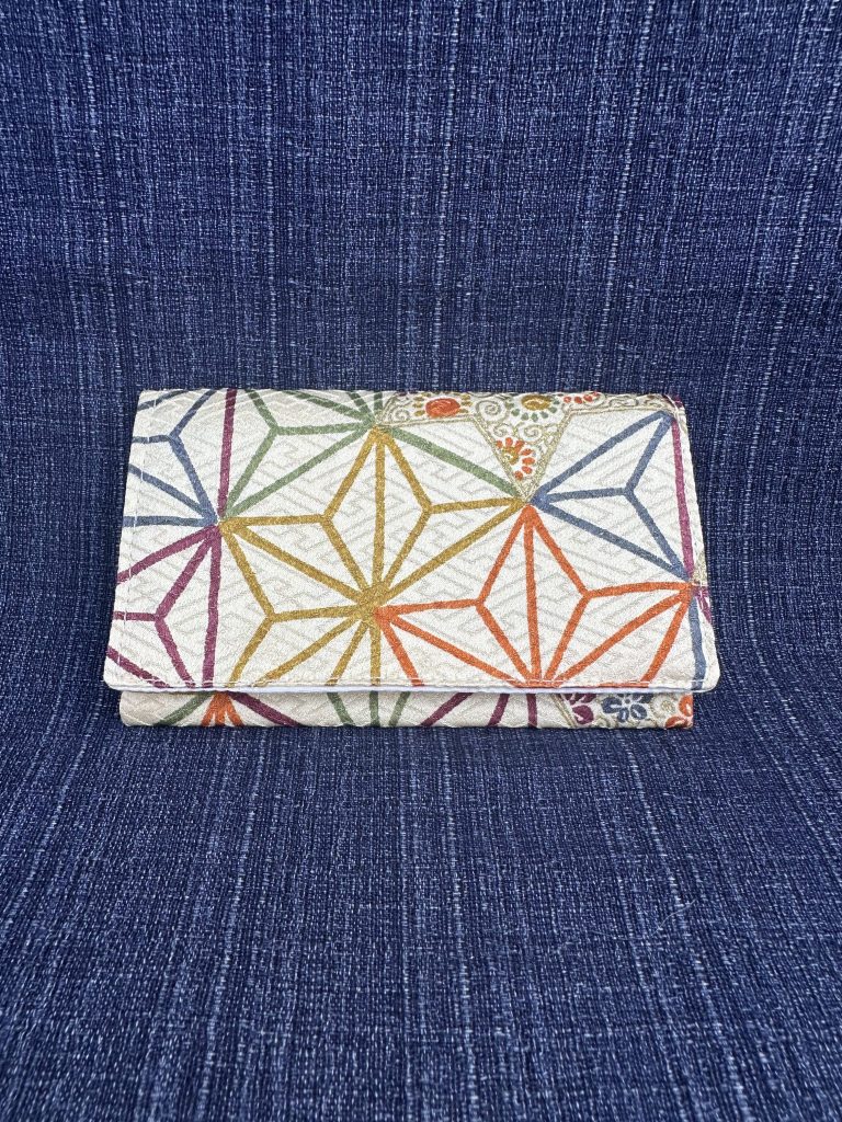 Business card holder