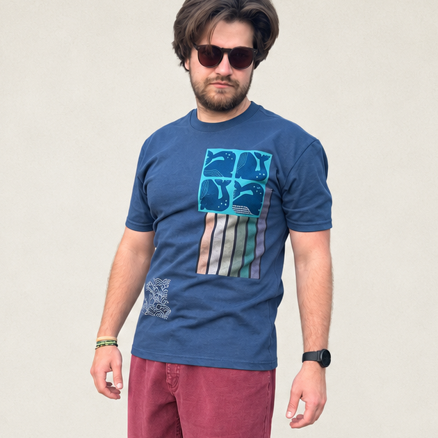 Whales deep blue T-shirt